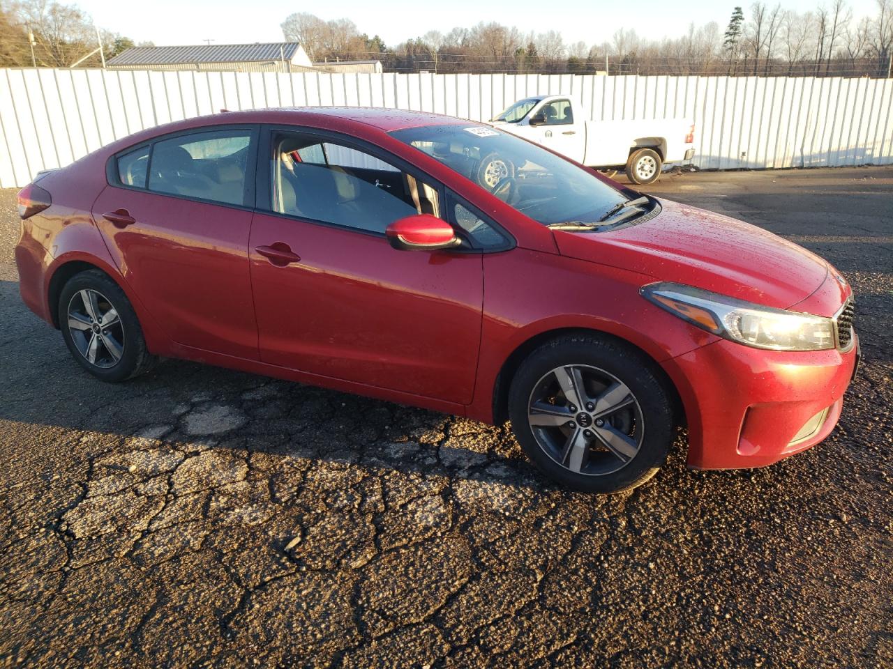 2018 KIA Forte VIN 3KPFL4A71JE200866 Copart auction photo, side / rear end damage thumbnail 4