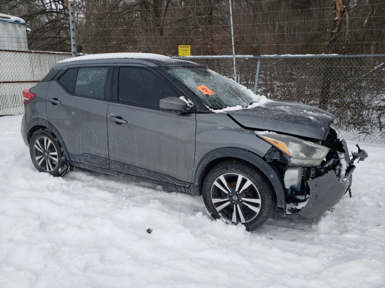 2019 Nissan Kicks VIN 3N1CP5CU0KL516842 Copart auction photo, front end damage thumbnail 4