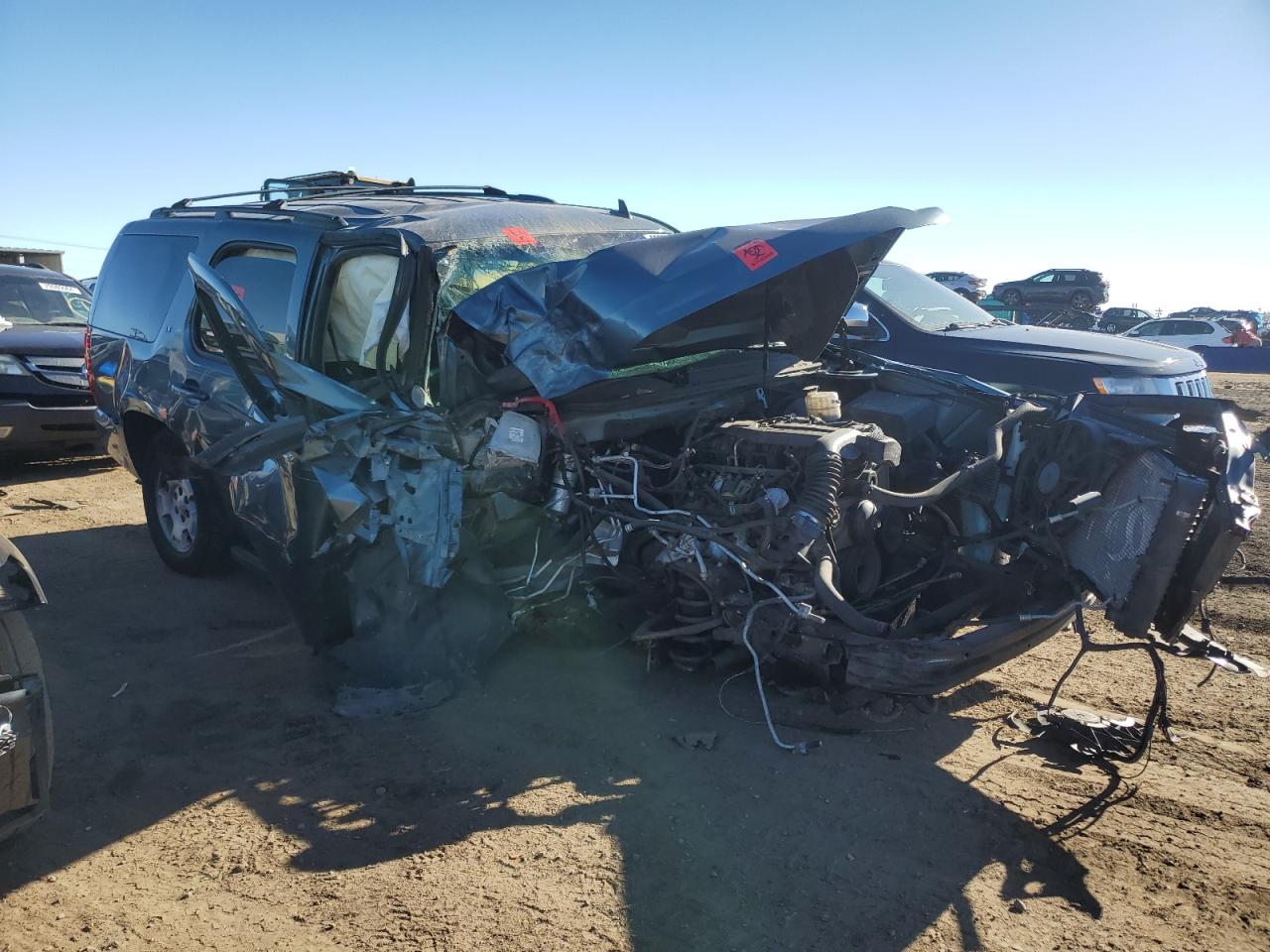 2009 Chevrolet Tahoe VIN 1GNFK23089R184471 Copart auction photo, all over damage thumbnail 4