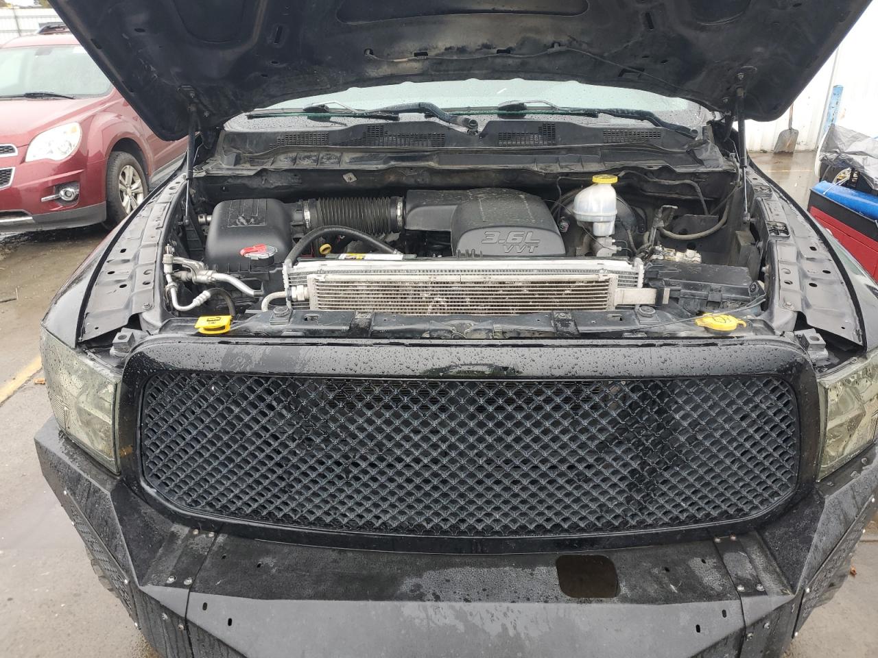 2018 RAM 1500 VIN 1C6RR6FG8JS341616 Copart auction photo, mechanical / minor dent/scratches damage thumbnail 11
