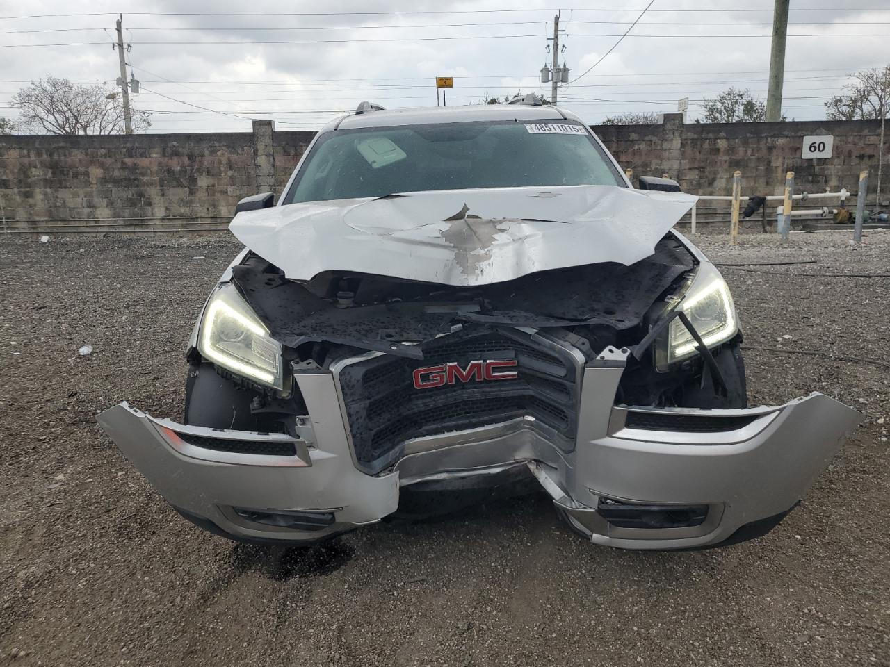 2016 GMC Acadia VIN 1GKKRPKD0GJ177390 Copart auction photo, front end / minor dent/scratches damage thumbnail 5