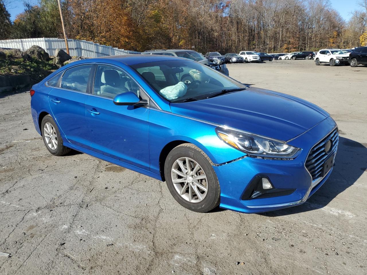 2019 Hyundai Sonata VIN 5NPE24AF3KH740092 Copart auction photo, front end / minor dent/scratches damage thumbnail 4