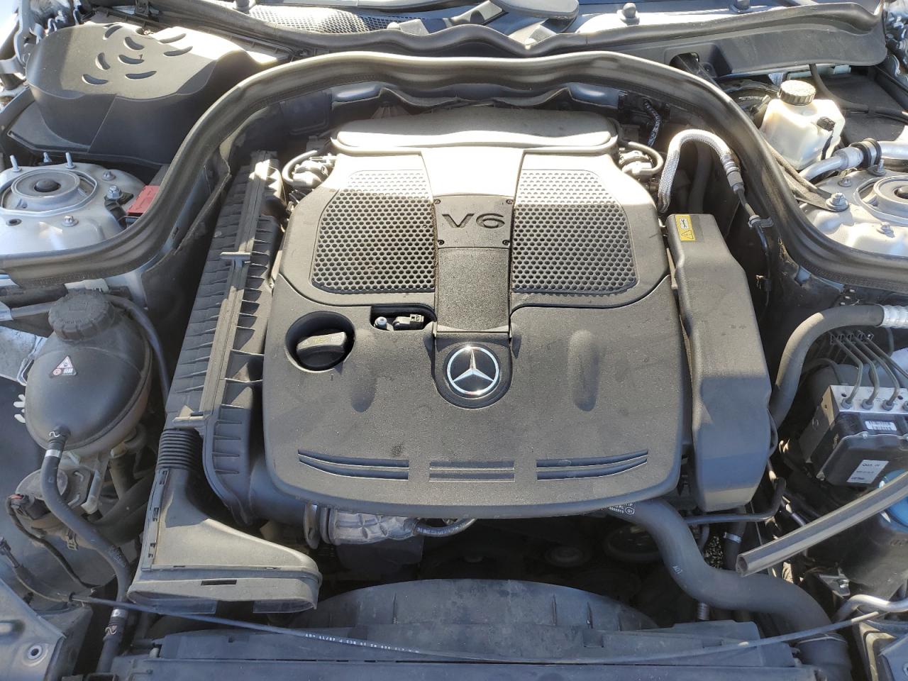 2012 Mercedes-Benz E-klasse VIN WDDHF5KBXCA587843 Copart auction photo, front end damage thumbnail 12