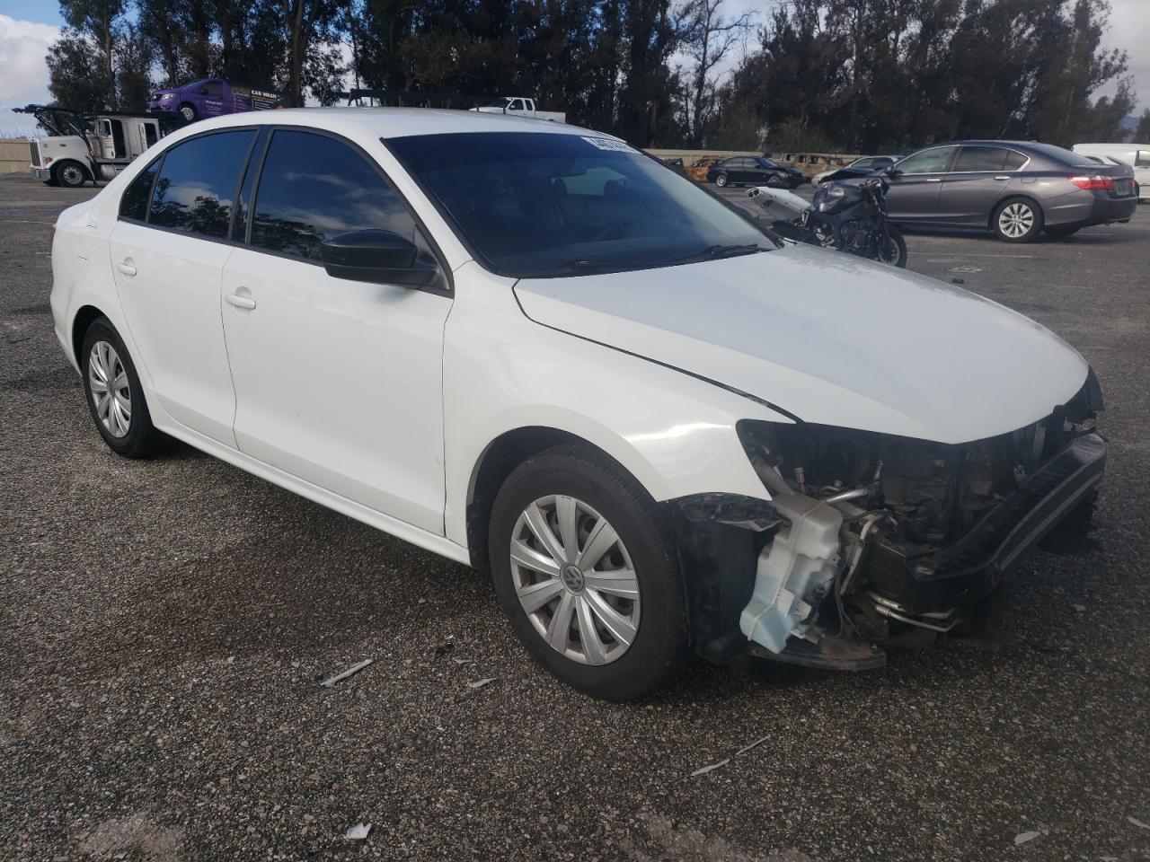 2015 Volkswagen Jetta VIN 3VW1K7AJ6FM306282 Copart auction photo, front end damage thumbnail 4