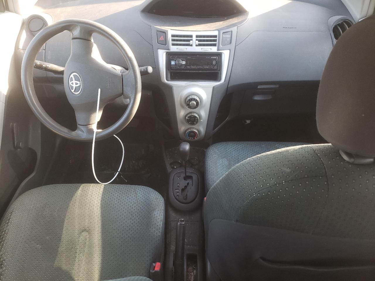 2007 Toyota Yaris VIN JTDJT923175106395 Copart auction photo, minor dent/scratches damage thumbnail 8