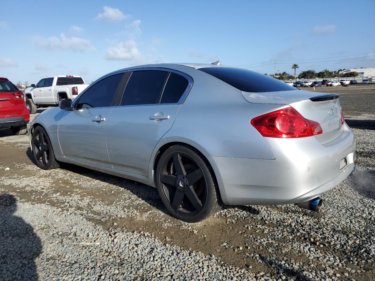 2010 Infiniti G VIN JN1CV6AP4AM200101 Copart auction photo, minor dent/scratches damage thumbnail 2