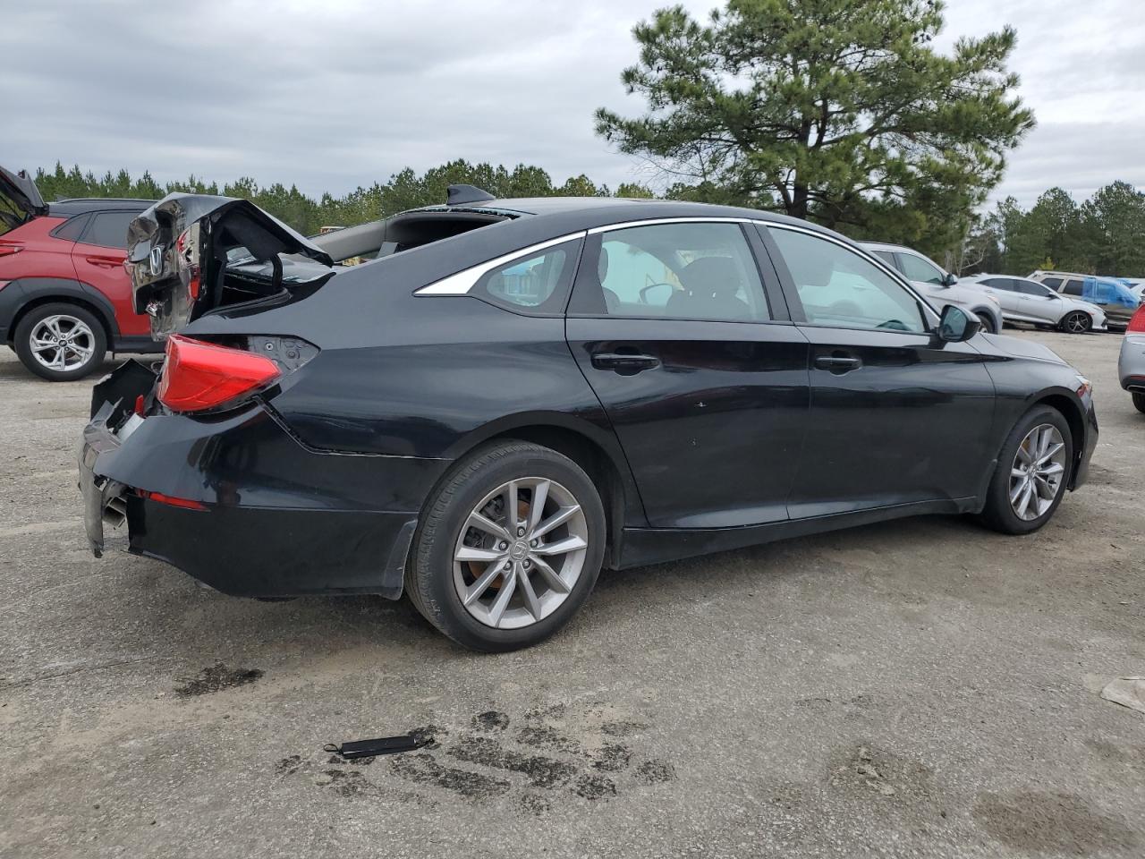 2022 Honda Accord VIN 1HGCV1F13NA014319 Copart auction photo, rear end damage thumbnail 3