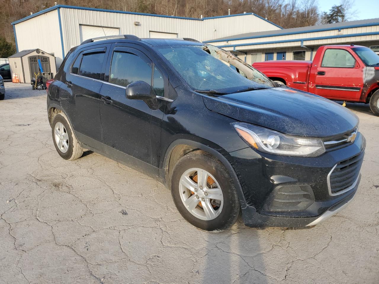 2020 Chevrolet Trax VIN 3GNCJLSB1LL336152 Copart auction photo, front end / top/roof damage thumbnail 4