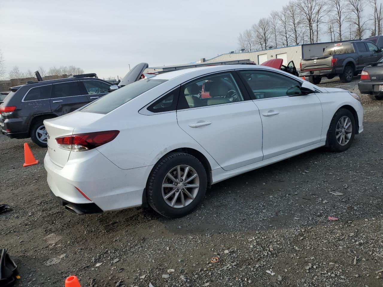 2019 Hyundai Sonata VIN 5NPE24AF5KH801071 Copart auction photo, rear end damage thumbnail 3