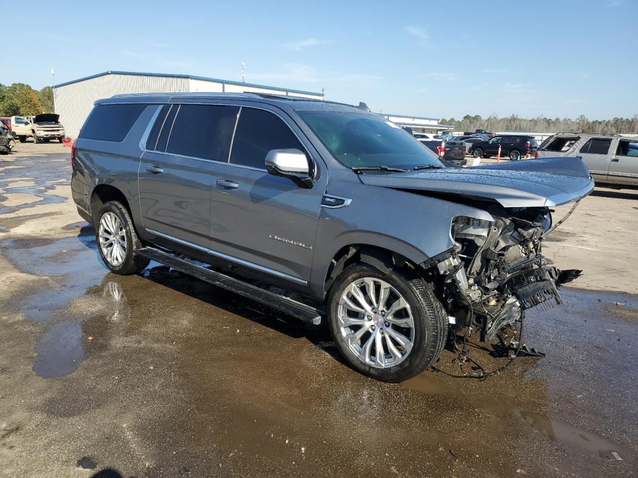 2022 GMC Yukon VIN 1GKS2JKLXNR228983 Copart auction photo, all over damage thumbnail 4