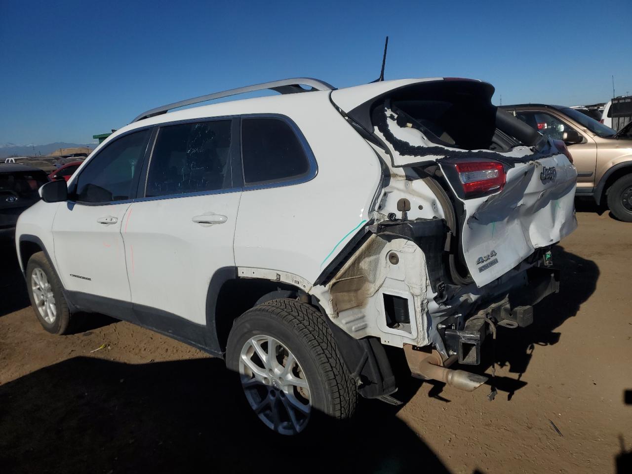 2016 Jeep Grand Cherokee VIN 1C4PJMCB8GW318469 Copart auction photo, rear end damage thumbnail 2