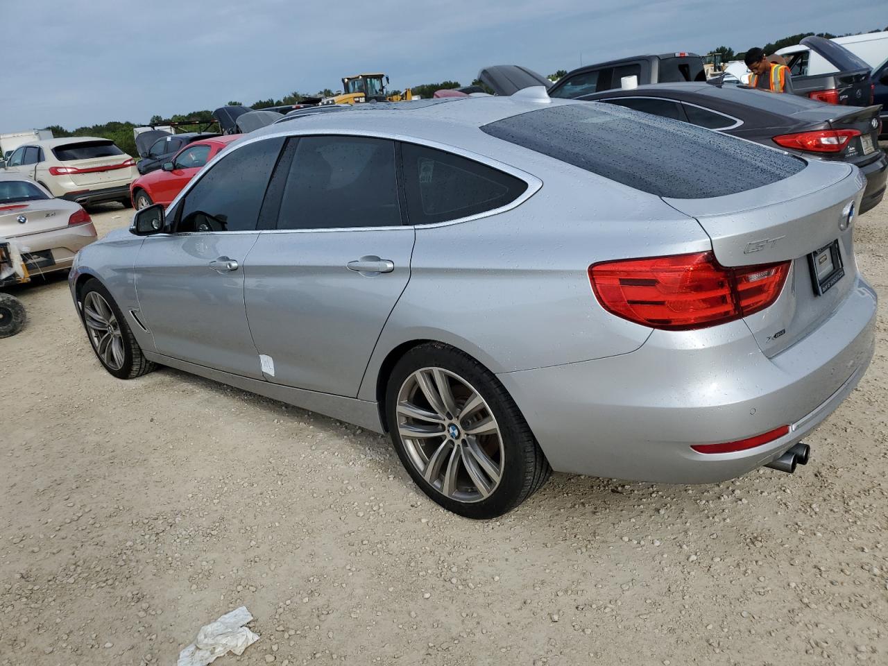 2016 BMW 3er VIN WBA8Z5C52GGS38430 Copart auction photo, water/flood damage thumbnail 2
