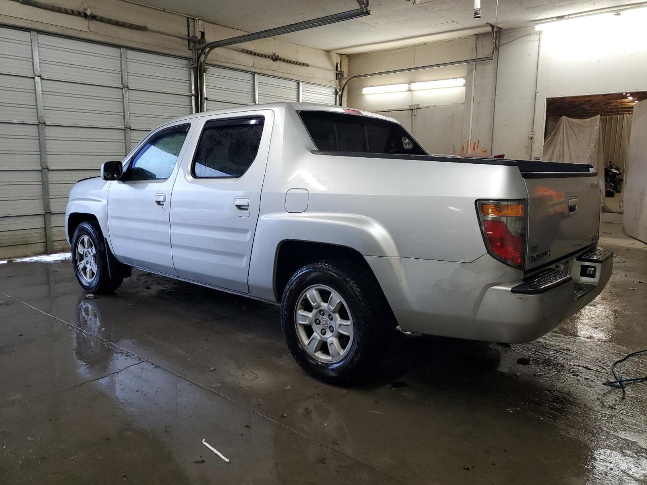 2006 Honda Ridgeline VIN 2HJYK16436H526040 Copart auction photo, front end / minor dent/scratches damage thumbnail 2