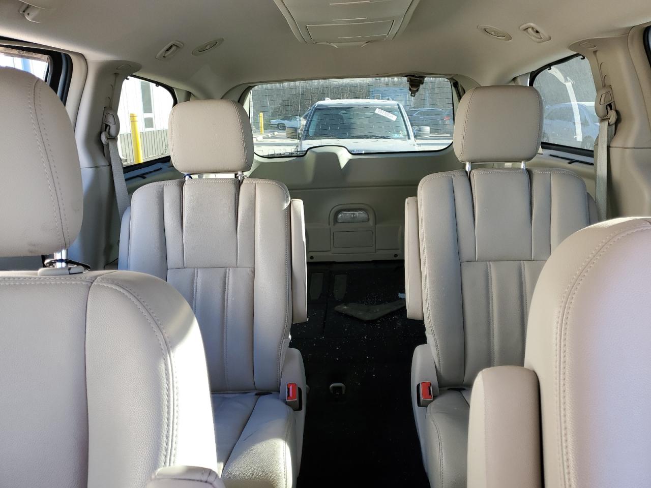 2013 Chrysler Town & Country VIN 2C4RC1BG7DR541265 Copart auction photo, side / front end damage thumbnail 10