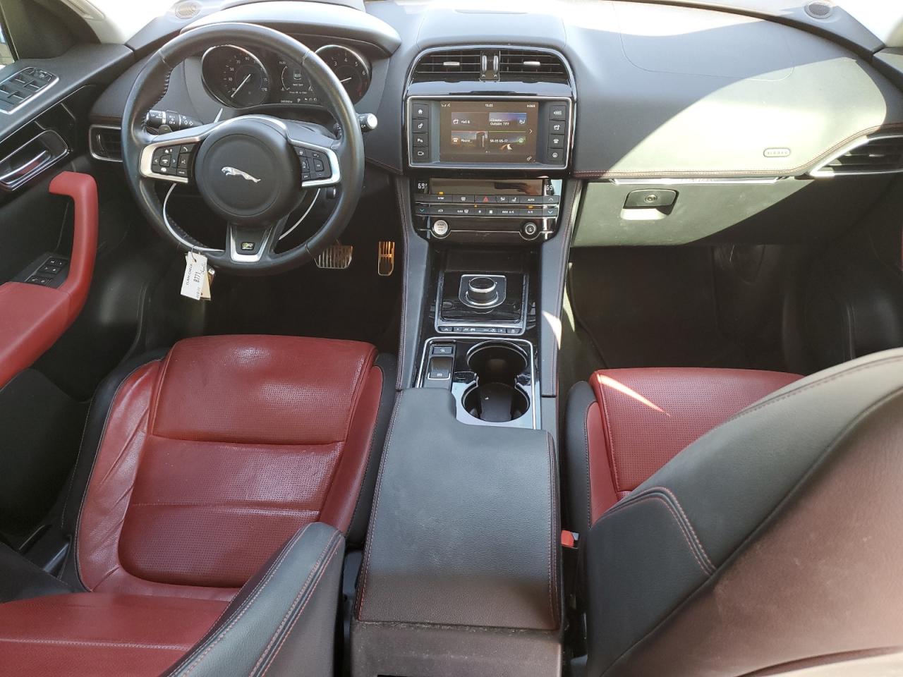 2017 Jaguar F-Pace VIN SADCL2BVXHA490899 Copart auction photo, front end damage thumbnail 8