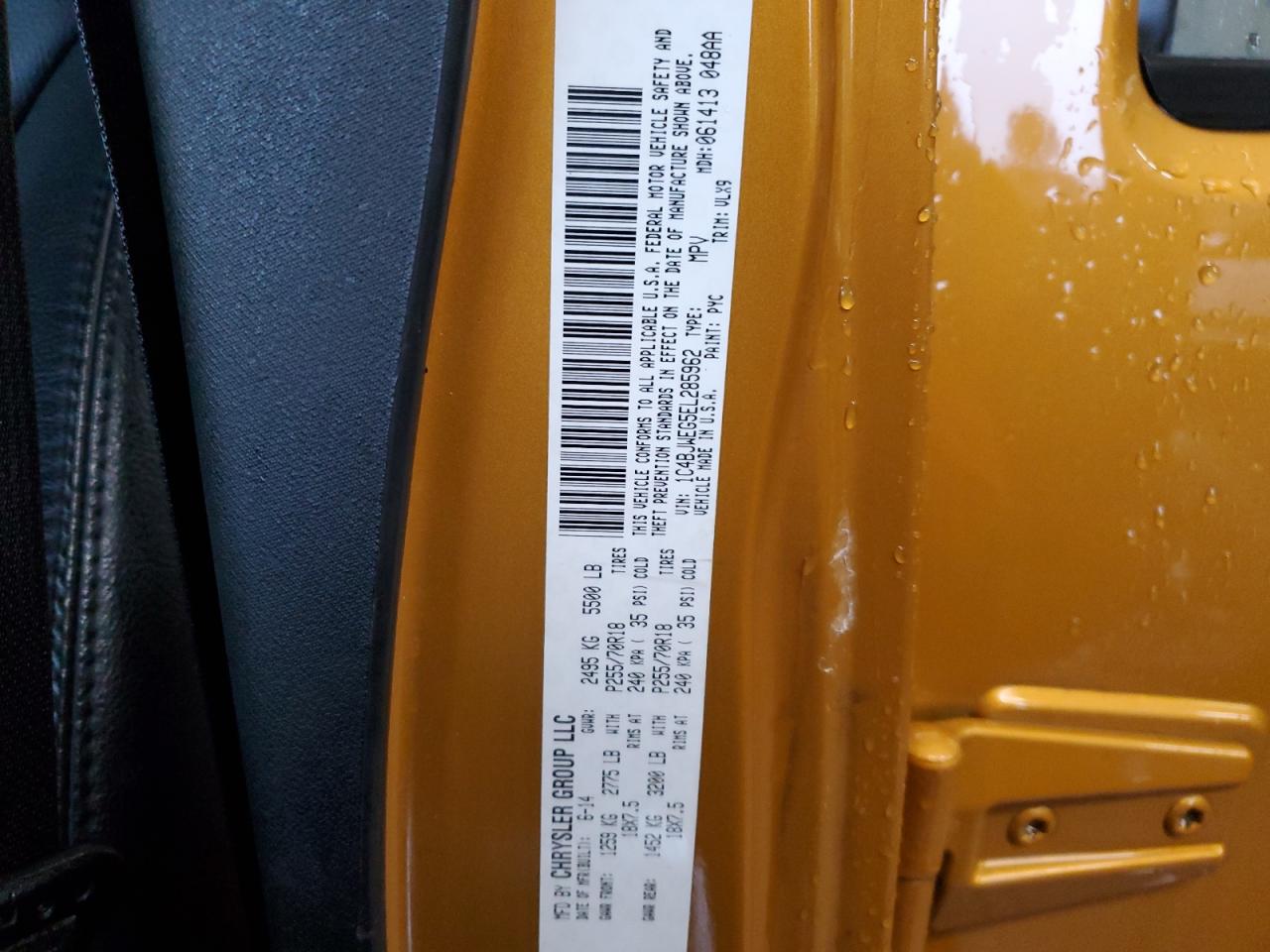 2014 Jeep Wrangler VIN 1C4BJWEG5EL285962 Copart auction photo, front end / minor dent/scratches damage thumbnail 13
