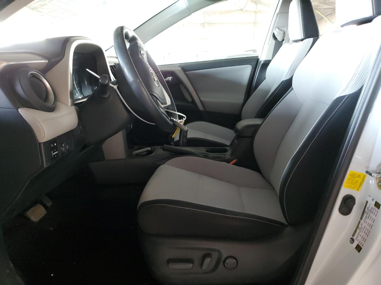 2018 Toyota RAV 4 VIN 2T3WFREV5JW514683 Copart auction photo, front end damage thumbnail 7