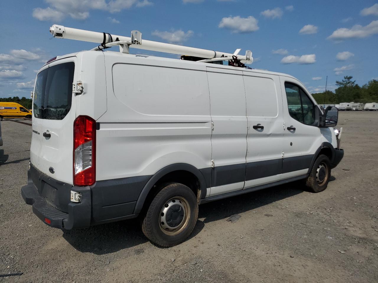2017 Ford Transit VIN 1FTYR1ZM9HKA70259 Copart auction photo, front end / minor dent/scratches damage thumbnail 3