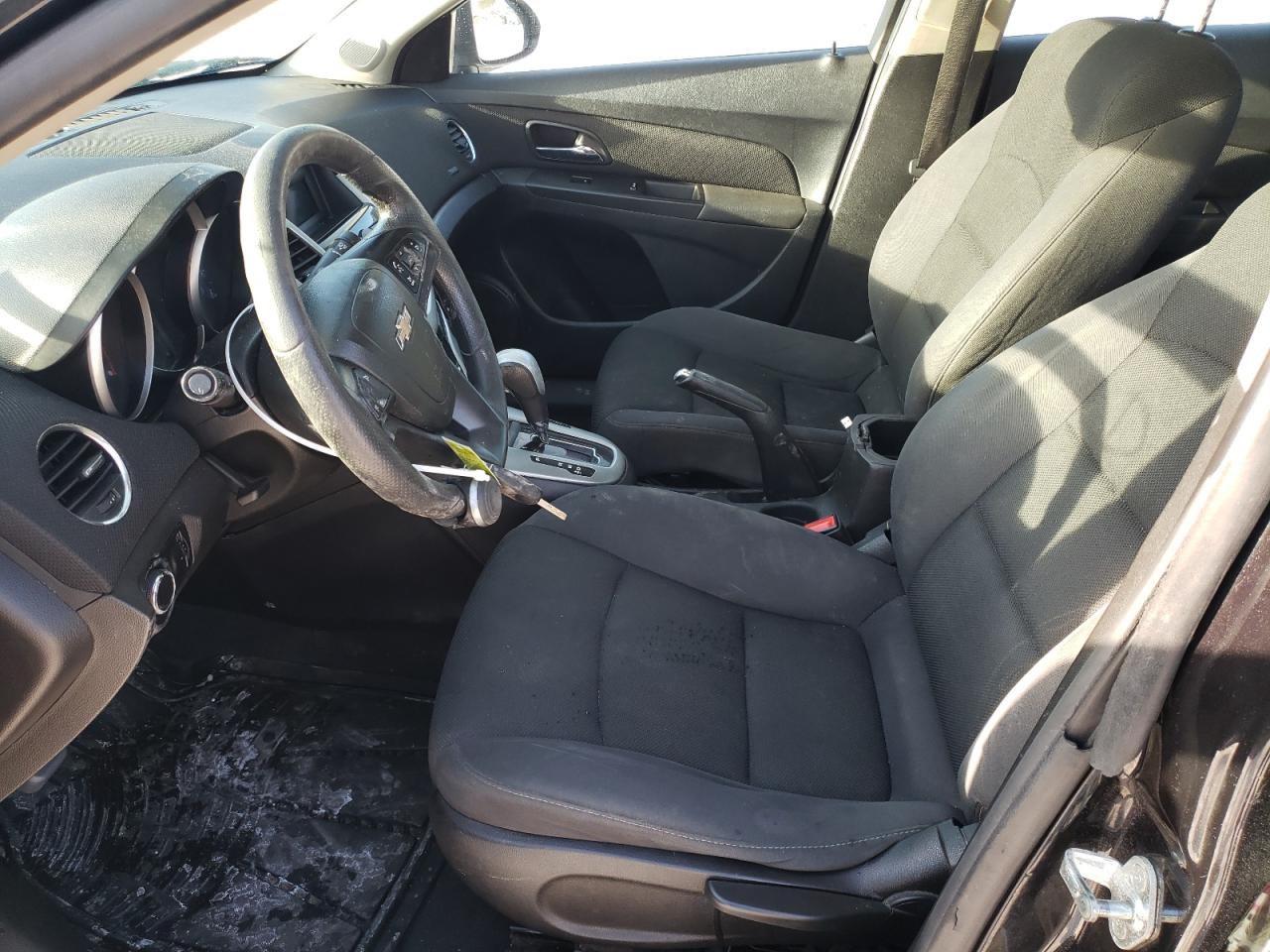 2015 Chevrolet Cruze VIN 1G1PC5SB2F7186845 Copart auction photo, side / rear end damage thumbnail 7