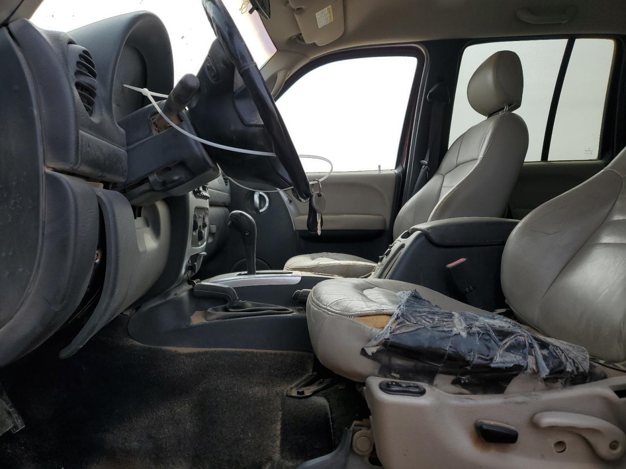 2002 Jeep Liberty (North America) VIN 1J4GL58K82W274503 Copart auction photo, front end damage thumbnail 7