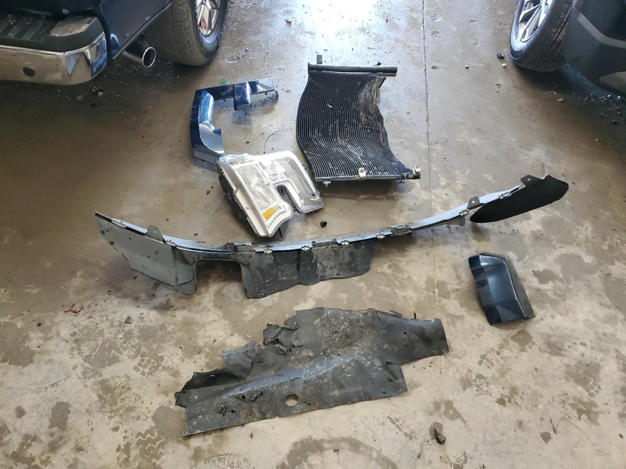 2016 Ford F-150 VIN 1FTFX1EG8GFD58603 Copart auction photo, front end / undercarriage damage thumbnail 13