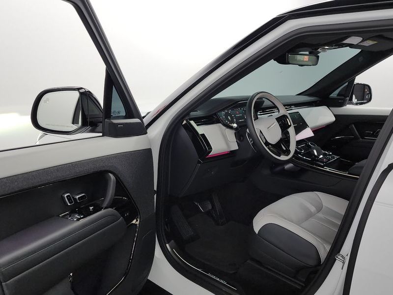 2023 Land Rover Range rover sport VIN SAL1A2BU8PA123250 Encar auction photo thumbnail 10