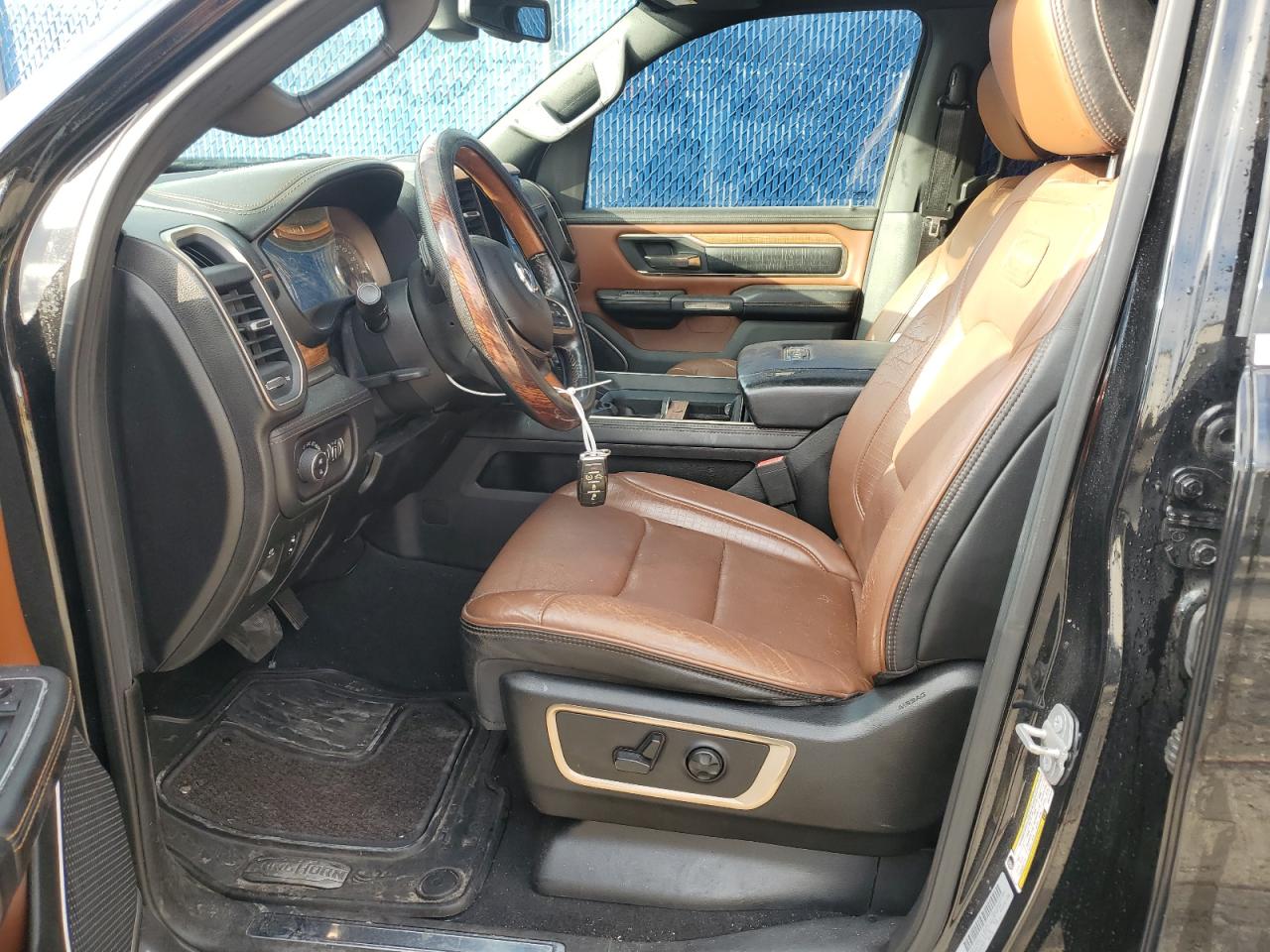 2019 RAM 1500 VIN 1C6SRFKT0KN517417 Copart auction photo, side / front end damage thumbnail 7