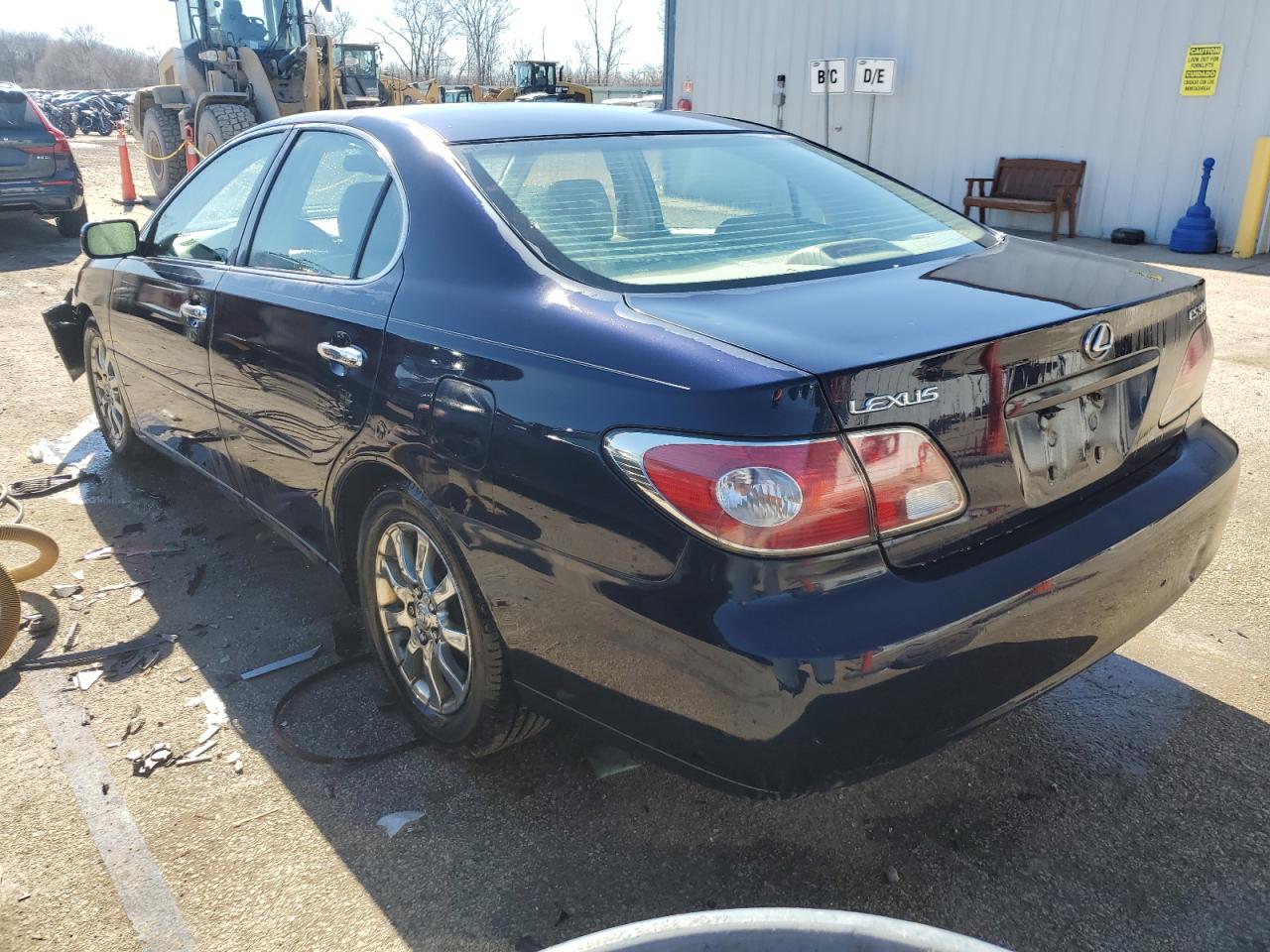 2003 Lexus ES VIN JTHBF30G130119524 Copart auction photo, front end / minor dent/scratches damage thumbnail 2