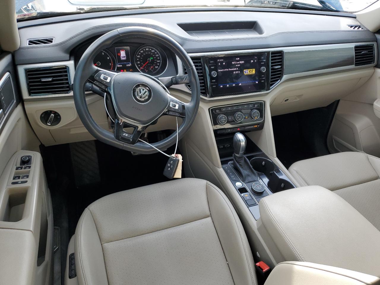 2018 Volkswagen Atlas VIN 1V2RR2CA2JC579679 Copart auction photo, rear end / hail damage thumbnail 8