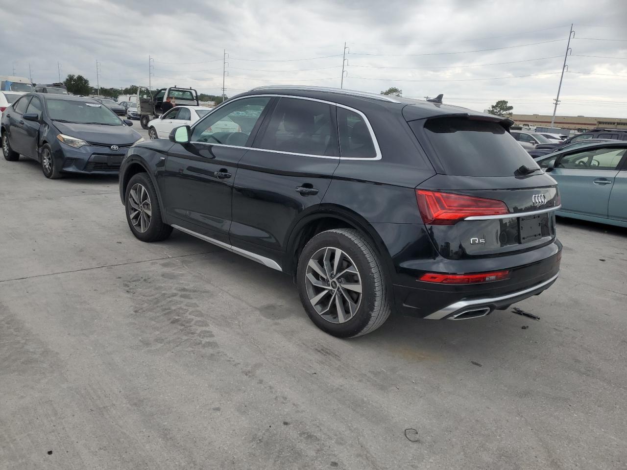 2023 Audi Q5 VIN WA1GAAFY7P2138447 Copart auction photo, water/flood damage thumbnail 2
