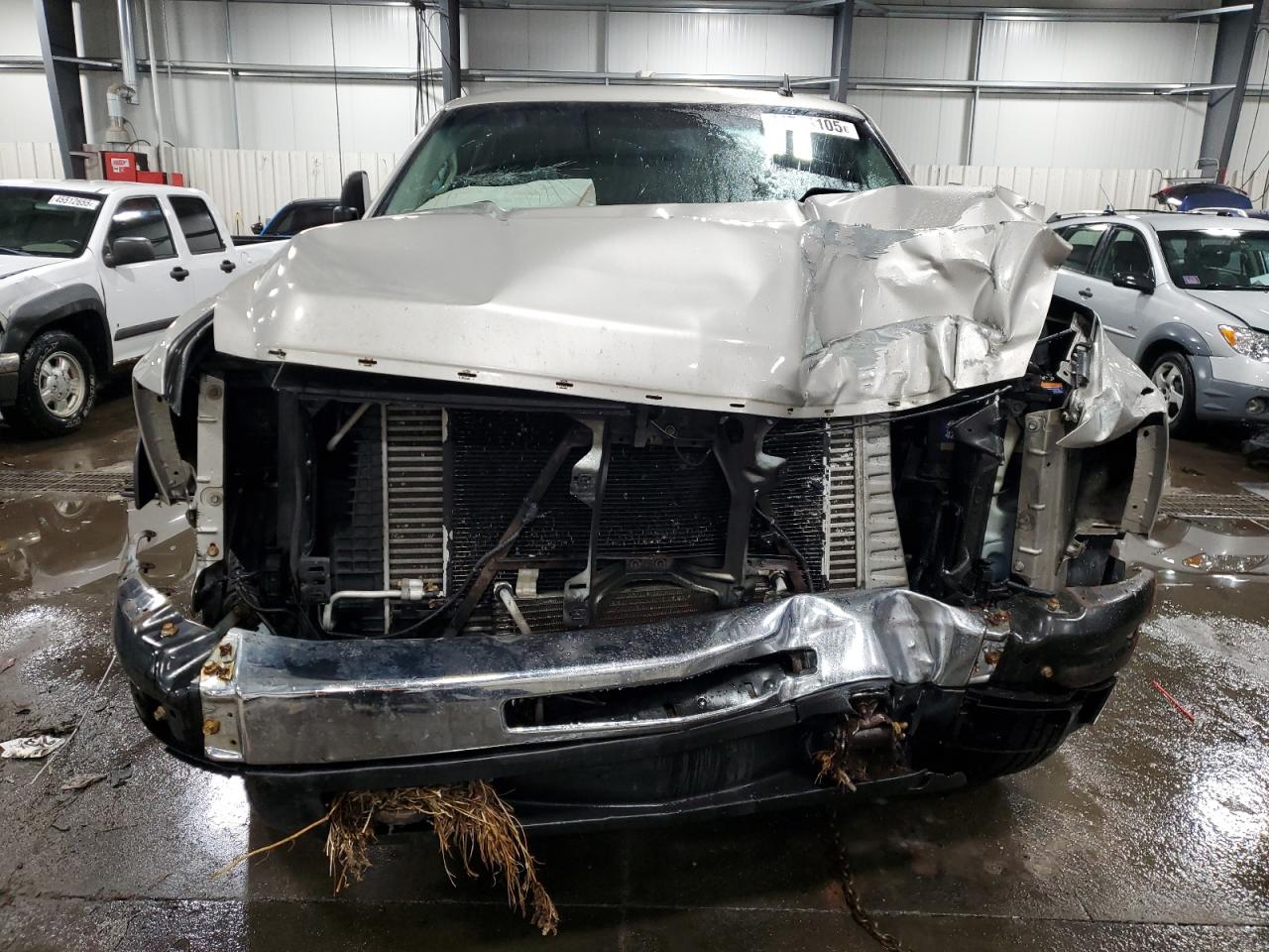 2008 Chevrolet Silverado VIN 1GCHK23608F175219 Copart auction photo, front end damage thumbnail 5