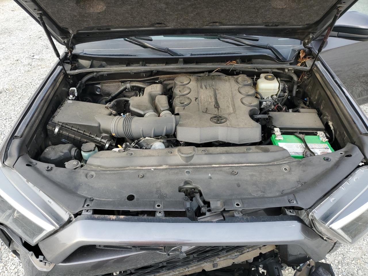 2019 Toyota 4Runner VIN JTEBU5JR9K5709924 Copart auction photo, front end / minor dent/scratches damage thumbnail 14