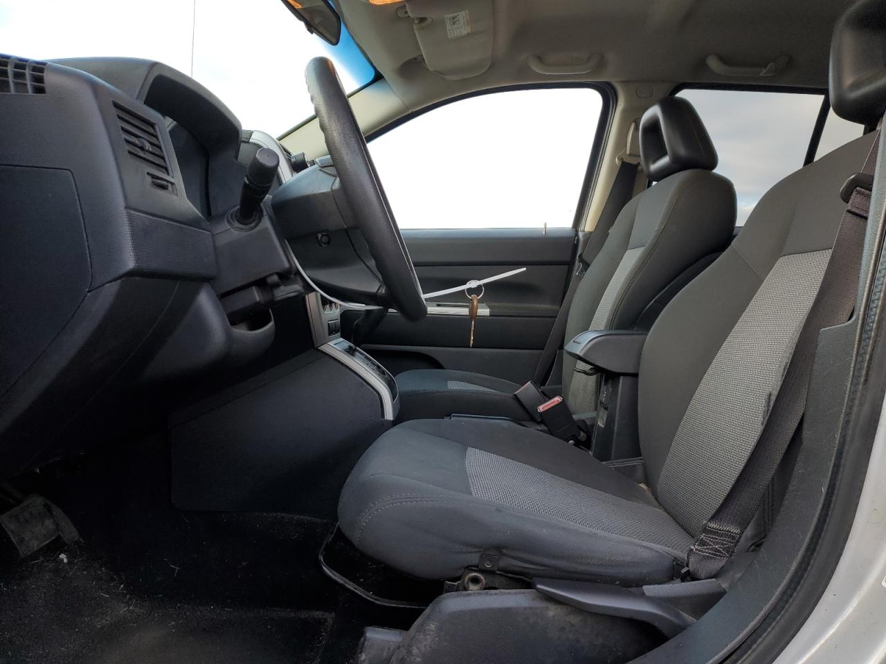2008 Jeep Compass VIN 1J8FF47W18D658241 Copart auction photo, front end damage thumbnail 7