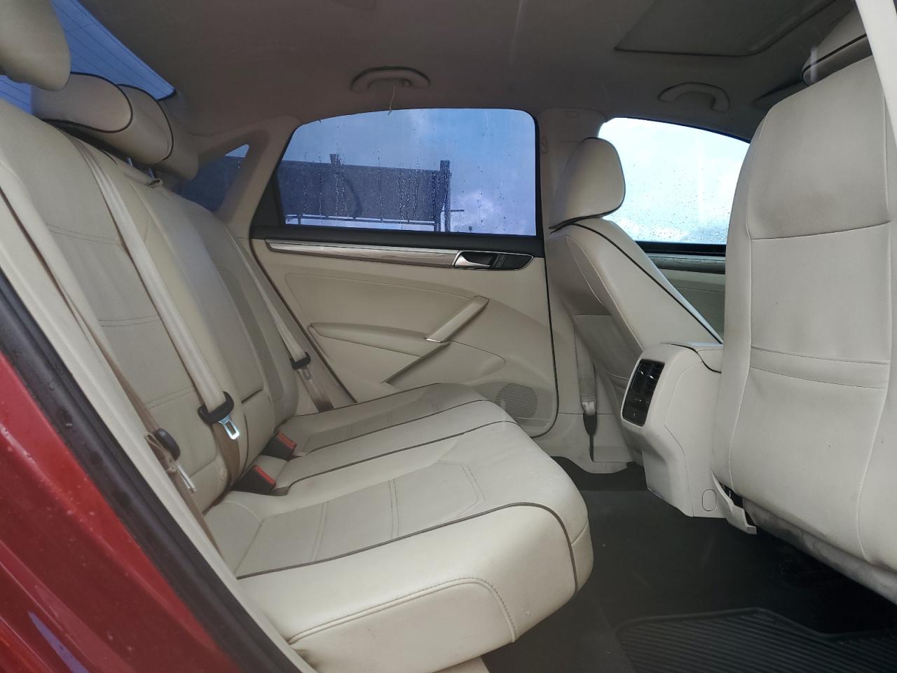 2016 Volkswagen Passat VIN 1VWBT7A36GC040252 Copart auction photo, front end damage thumbnail 10