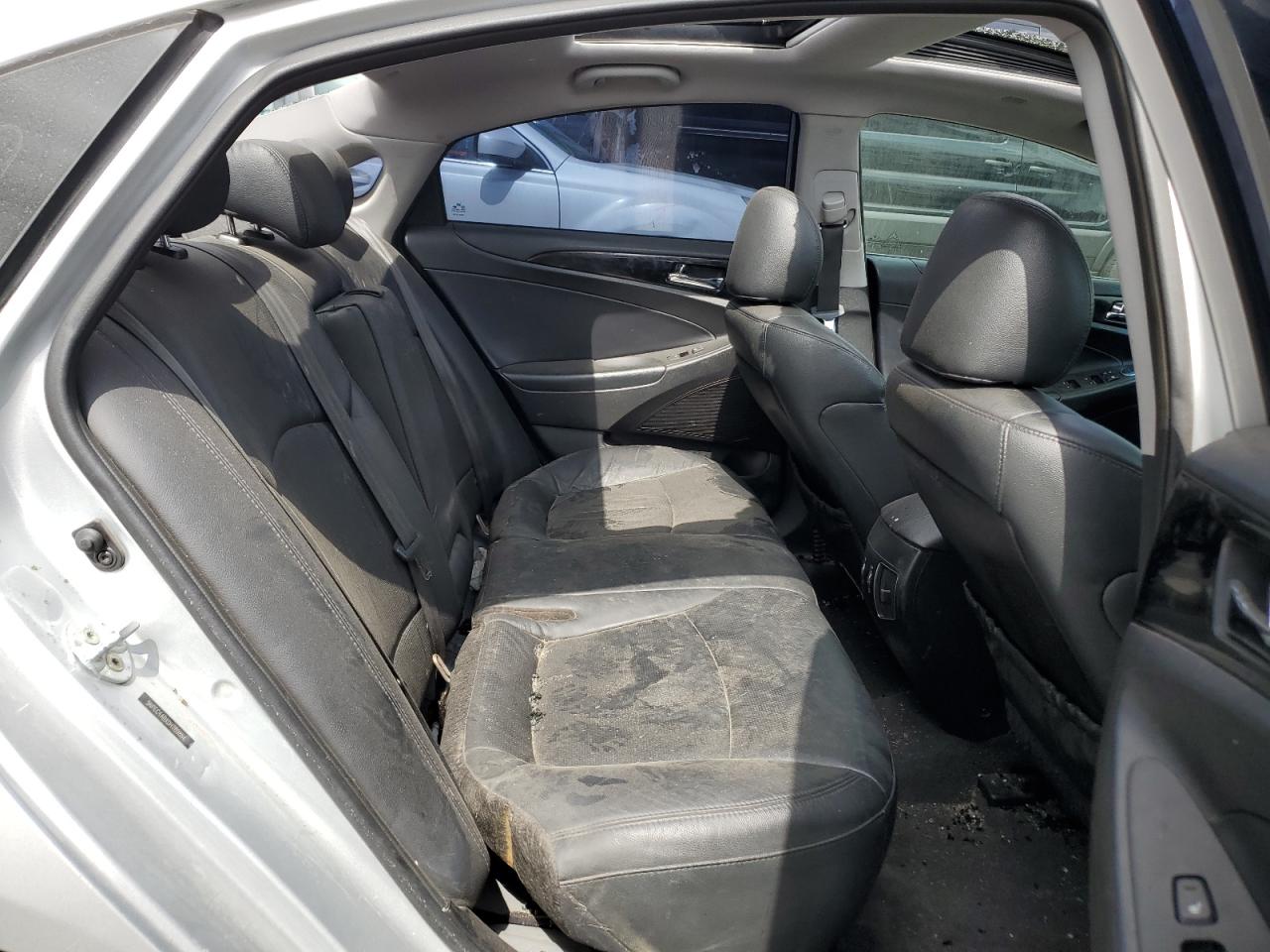 2013 Hyundai Sonata VIN 5NPEC4ABXDH789884 Copart auction photo, stripped / vandalism damage thumbnail 10