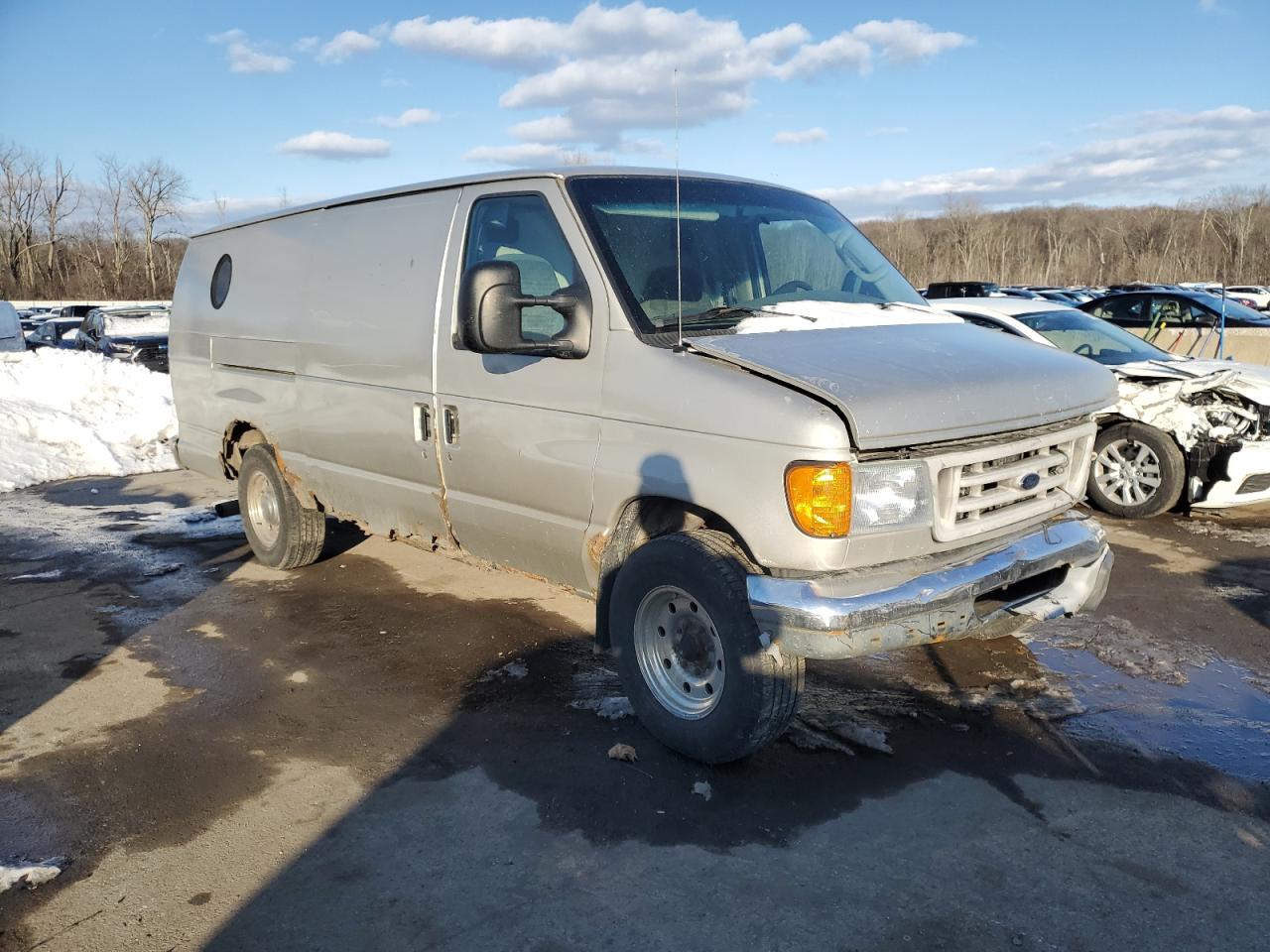 2003 Ford F350 VIN 1FTSS34F13HB98466 Copart auction photo, front end / minor dent/scratches damage thumbnail 4