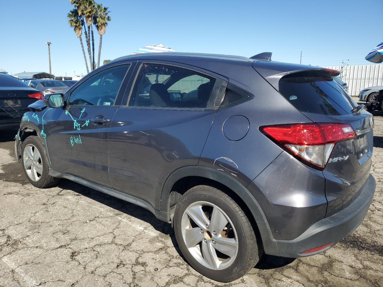 2019 Honda HR-V VIN 3CZRU6H52KM743820 Copart auction photo, front end damage thumbnail 2