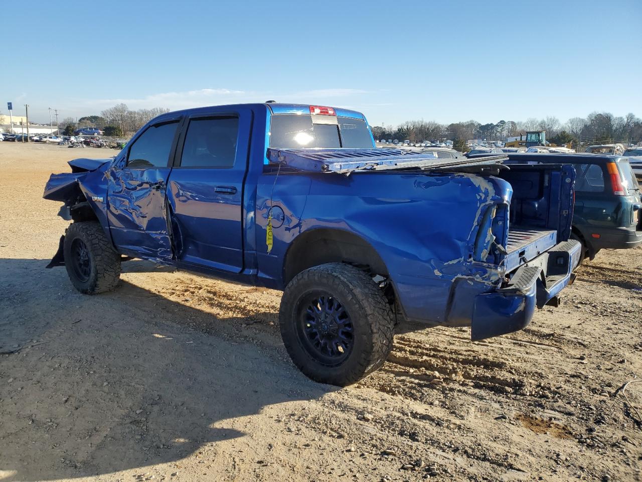 2016 RAM 1500 VIN 1C6RR7MT5GS265447 Copart auction photo, side / front end damage thumbnail 2