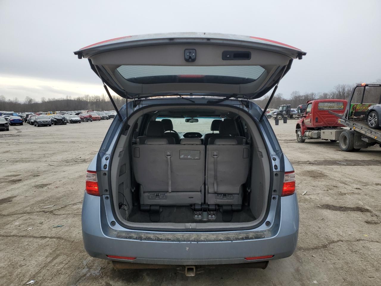 2013 Honda Odyssey VIN 5FNRL5H60DB043927 Copart auction photo, front end damage thumbnail 6