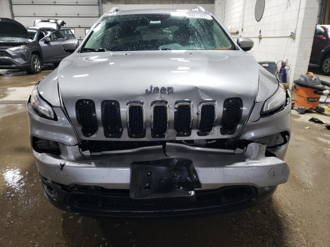2015 Jeep Grand Cherokee VIN 1C4PJMCS5FW652294 Copart auction photo, front end damage thumbnail 5