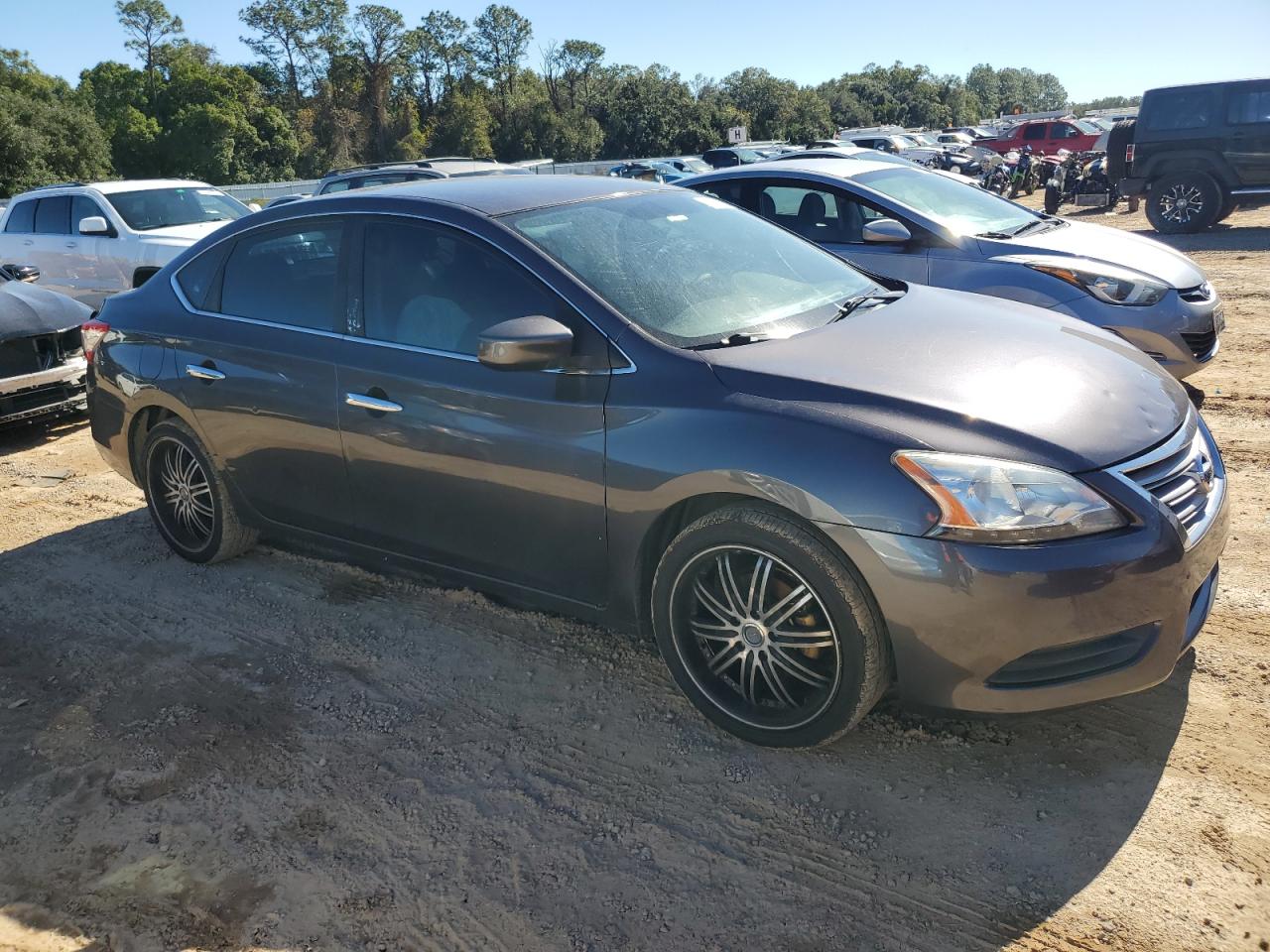 2014 Nissan Sentra VIN 3N1AB7AP2EY219626 Copart auction photo, normal wear damage thumbnail 4