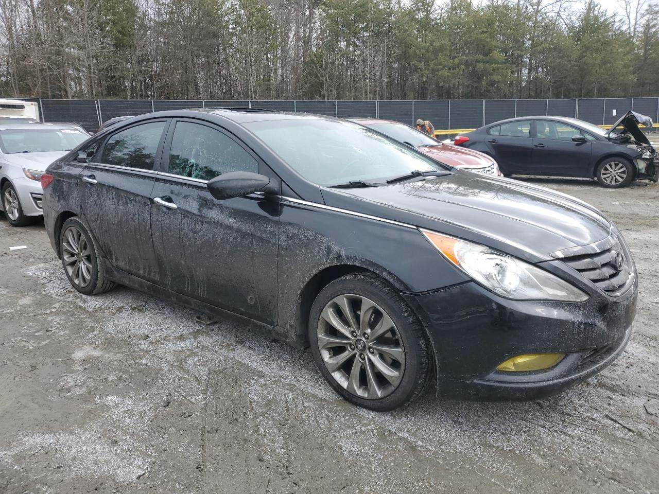 2013 Hyundai Sonata VIN 5NPEC4AC5DH623393 Copart auction photo, vandalism / all over damage thumbnail 4