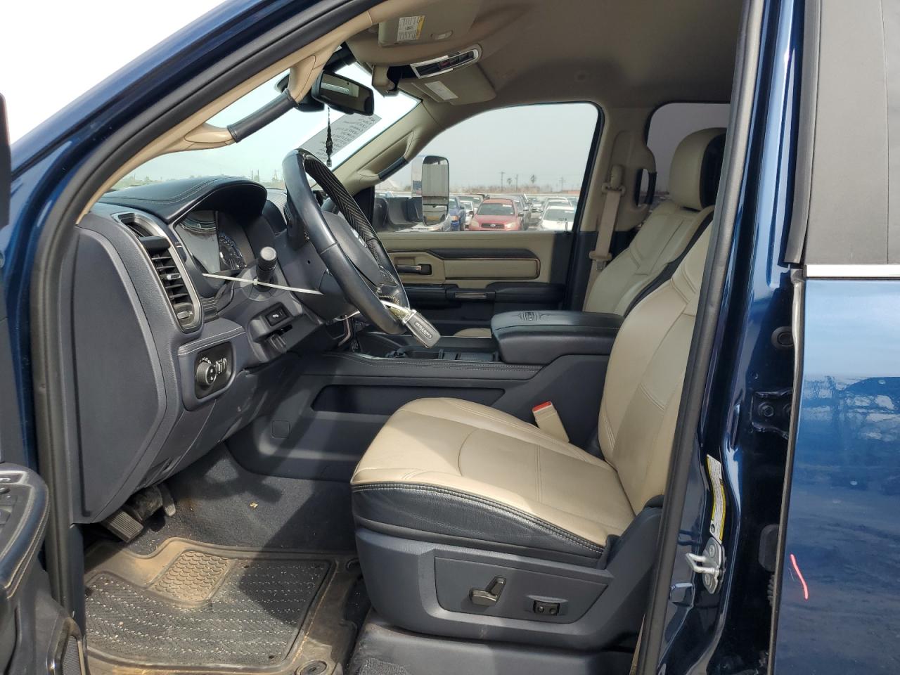 2022 RAM 3500 VIN 3C63RRRL2NG116492 Copart auction photo, rear end / minor dent/scratches damage thumbnail 7
