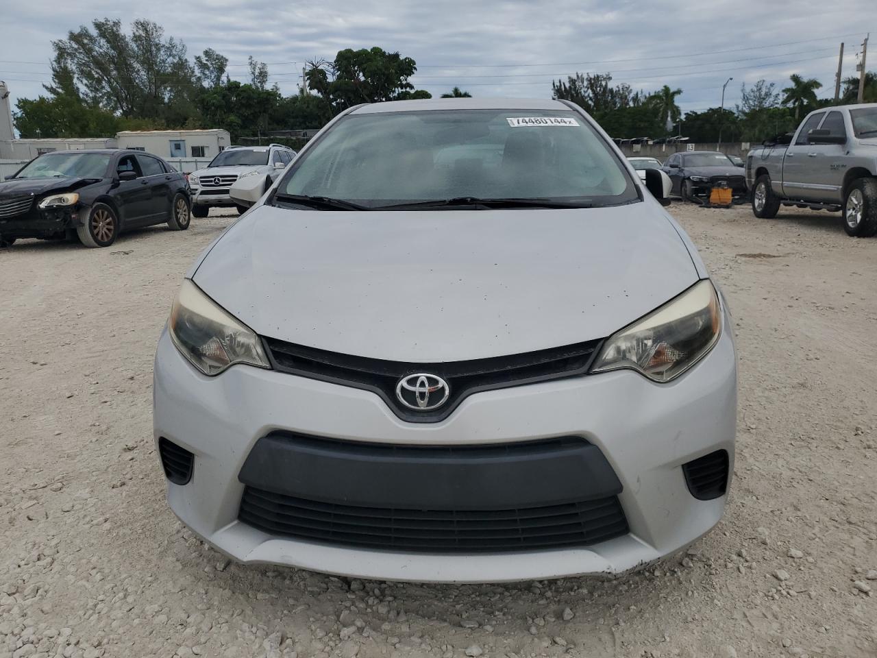 2014 Toyota Corolla VIN 2T1BURHE8EC077942 Copart auction photo, side damage thumbnail 5