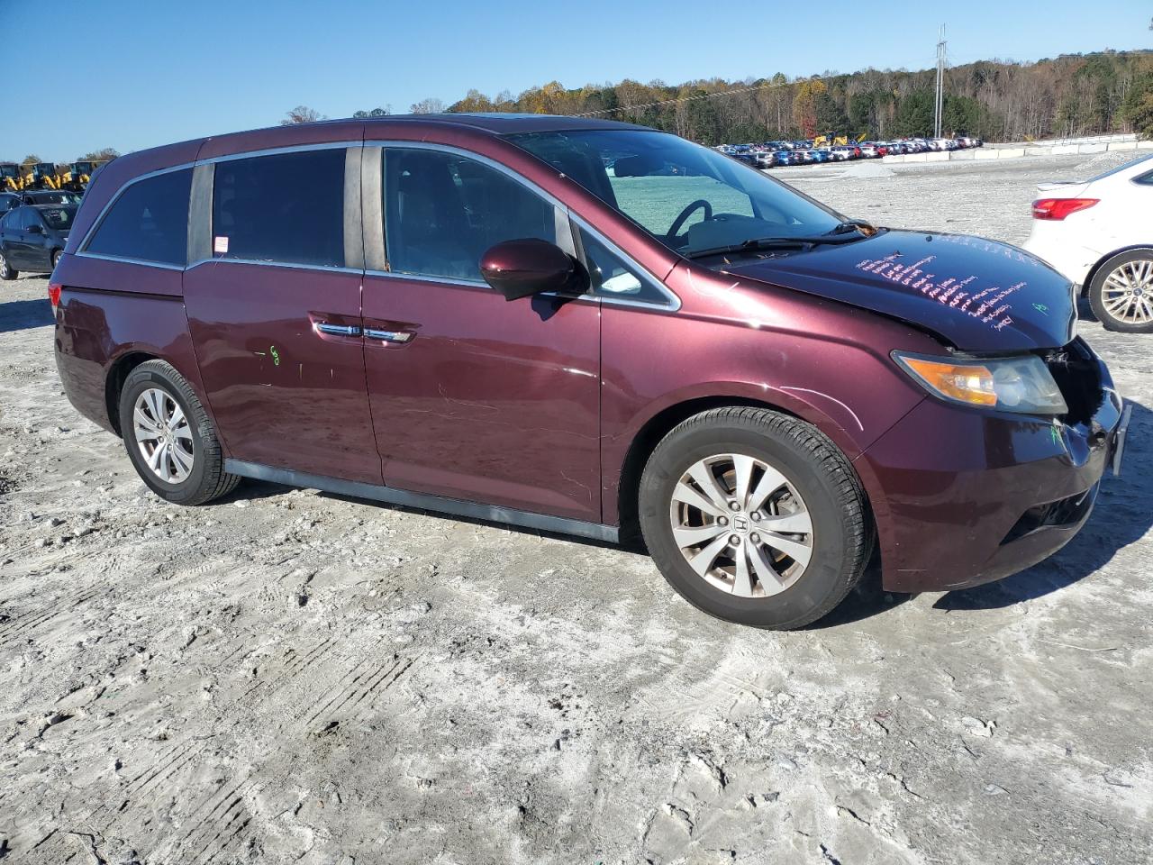 2015 Honda Odyssey VIN 5FNRL5H67FB053552 Copart auction photo, front end damage thumbnail 4