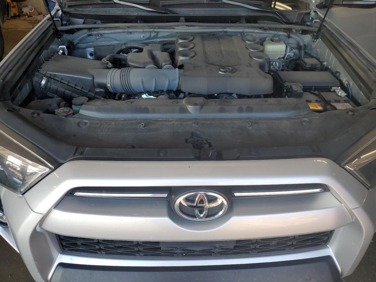2022 Toyota 4Runner VIN JTERU5JR3N6014349 Copart auction photo, side / minor dent/scratches damage thumbnail 12
