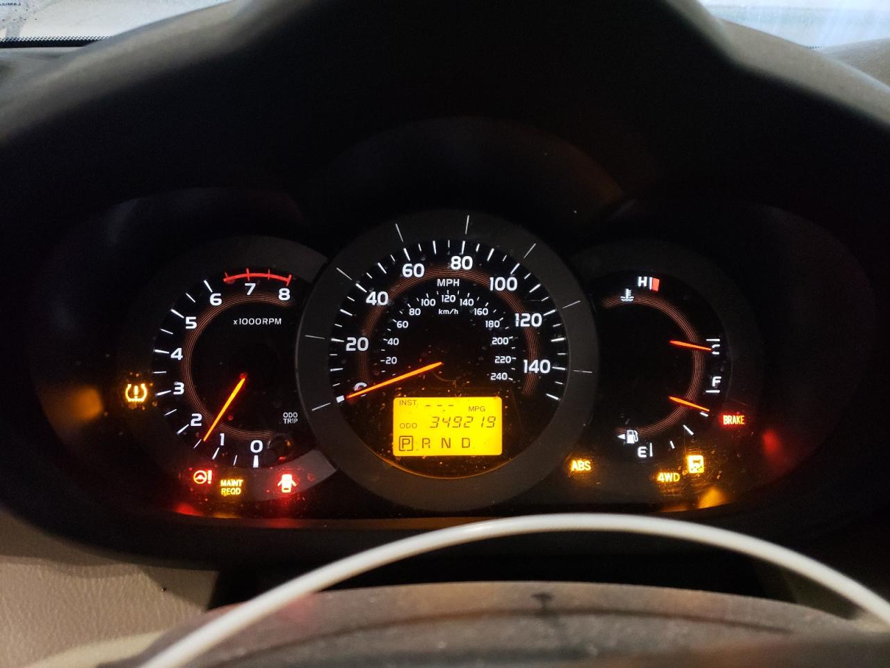 2009 Toyota RAV 4 VIN JTMBK31V695075526 Copart auction photo, front end / hail damage thumbnail 9