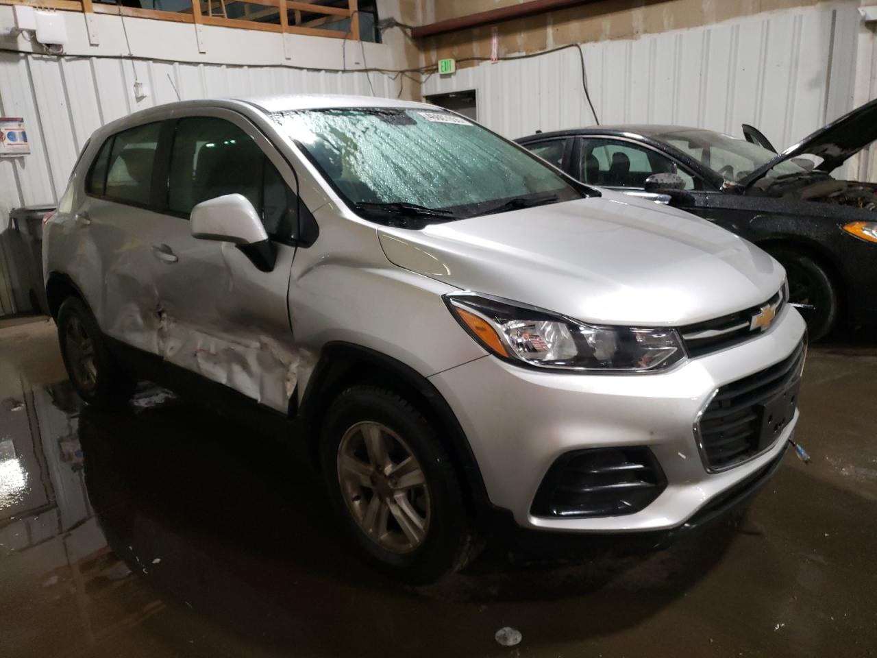 2017 Chevrolet Trax VIN KL7CJNSB4HB132052 Copart auction photo, side / all over damage thumbnail 4