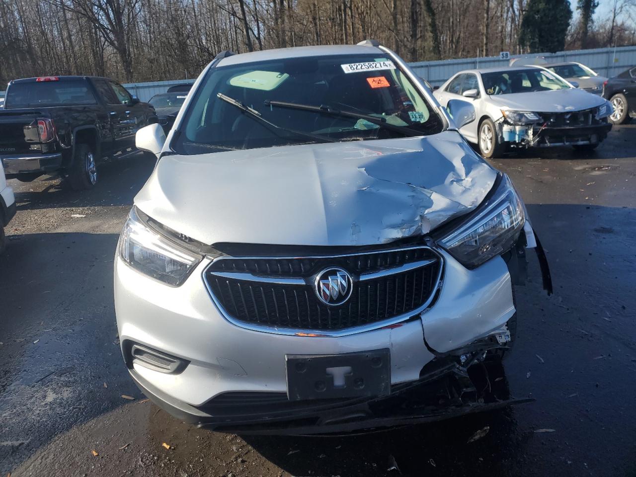 2022 Buick Encore VIN KL4CJESM0NB555804 Copart auction photo, front end damage thumbnail 5