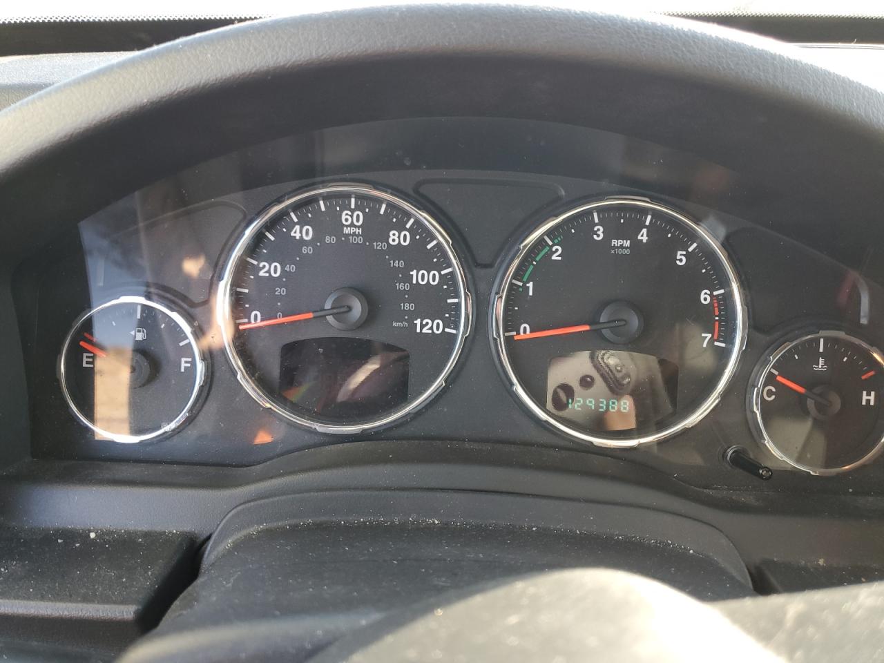 2012 Jeep Liberty (North America) VIN 1C4PJMAK3CW185049 Copart auction photo, front end damage thumbnail 9